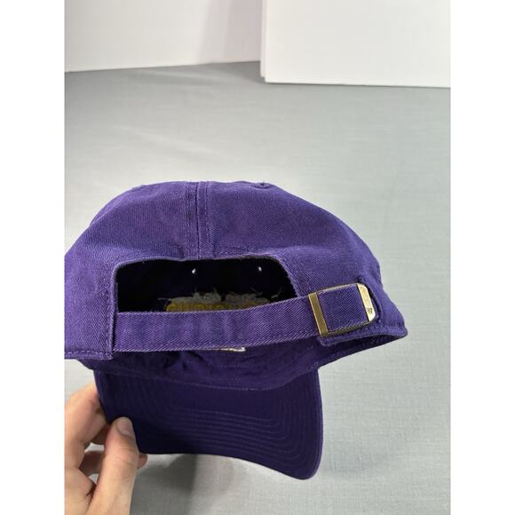 Los Angeles Lakers 2020 NBA Champions Hat Purple ’47 Brand Adjustable Cap - Picture 6 of 6